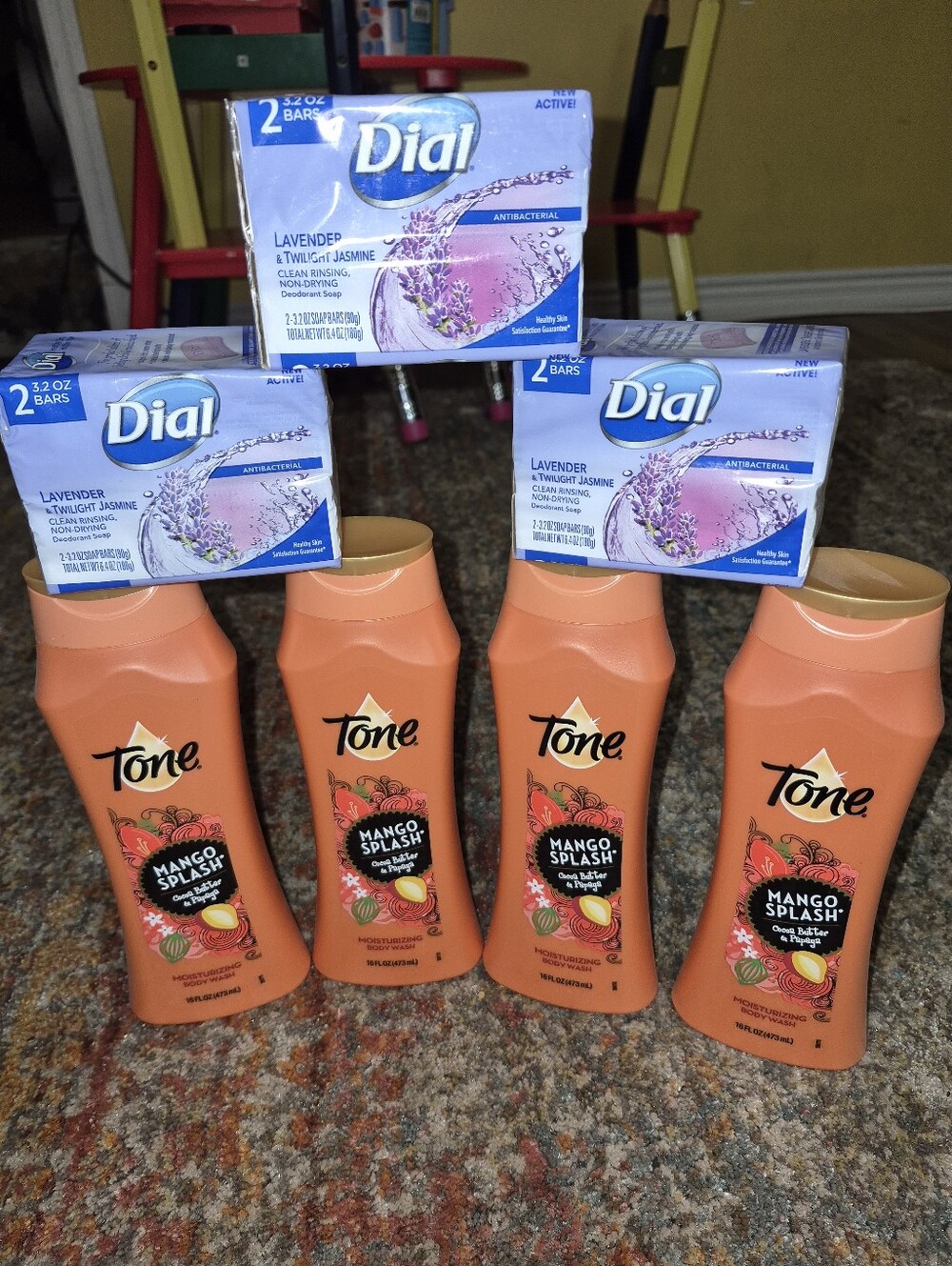 Tone Mango Splash Body Wash & Dial Lavender Bar Soap Bundle - Orange & Purple